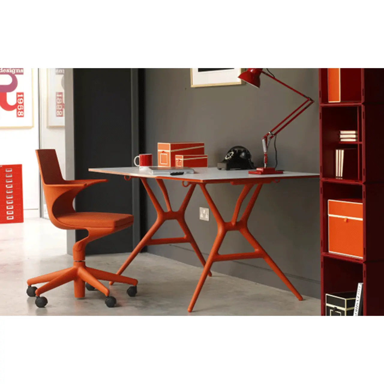 Spoon Folding Table | Designed by Antonio Citterio | Kartell