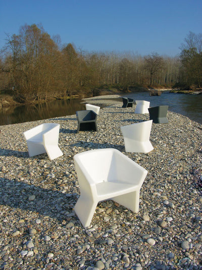 Exofa Armchair | Designed by Jorge Najera | Slide Design