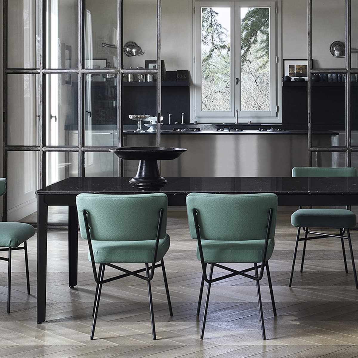 Elettra Dining Chair | Designed by B.B.P.R. | Arflex