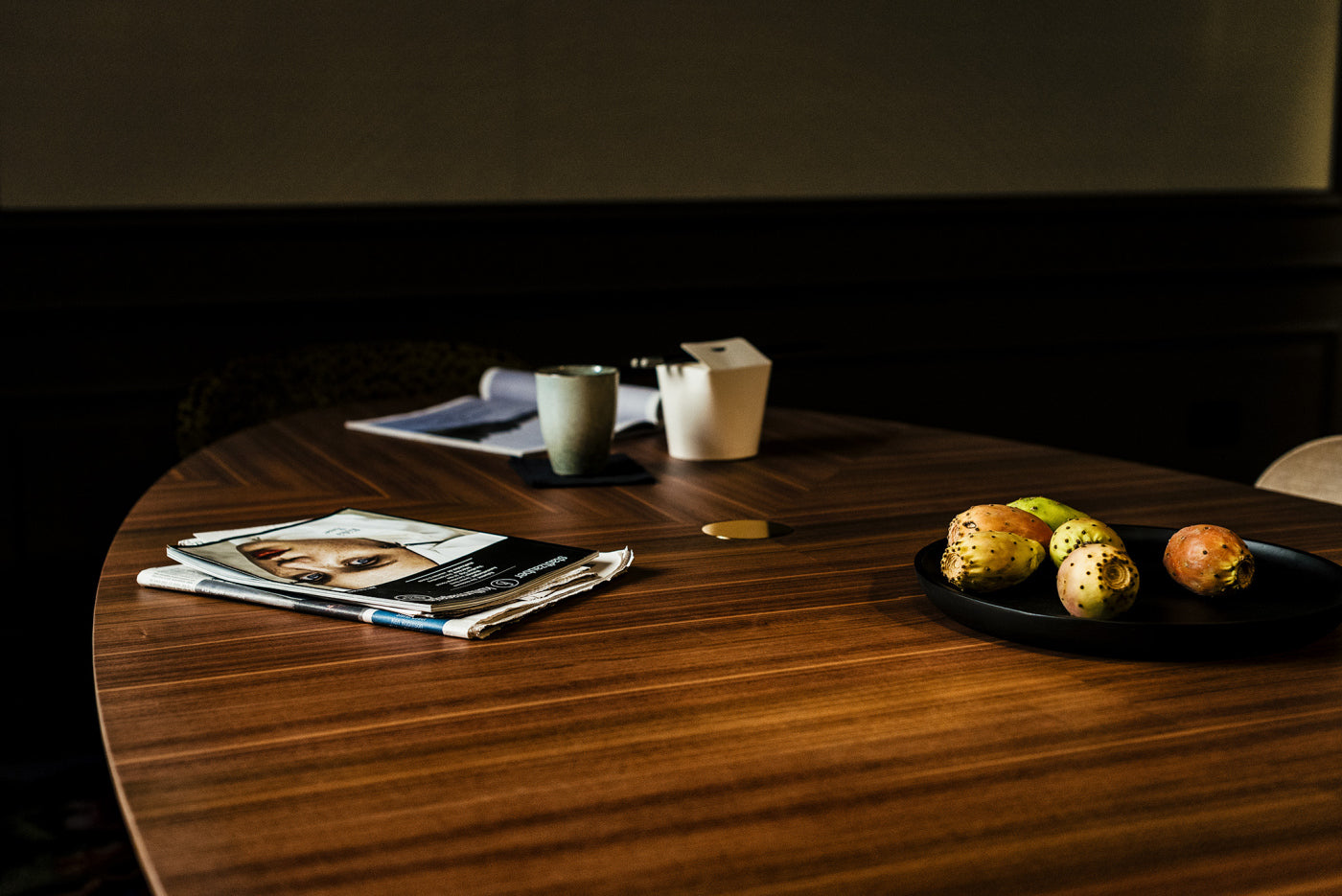 Santiago Oval Dining Table | Luxury Living | Black Tie