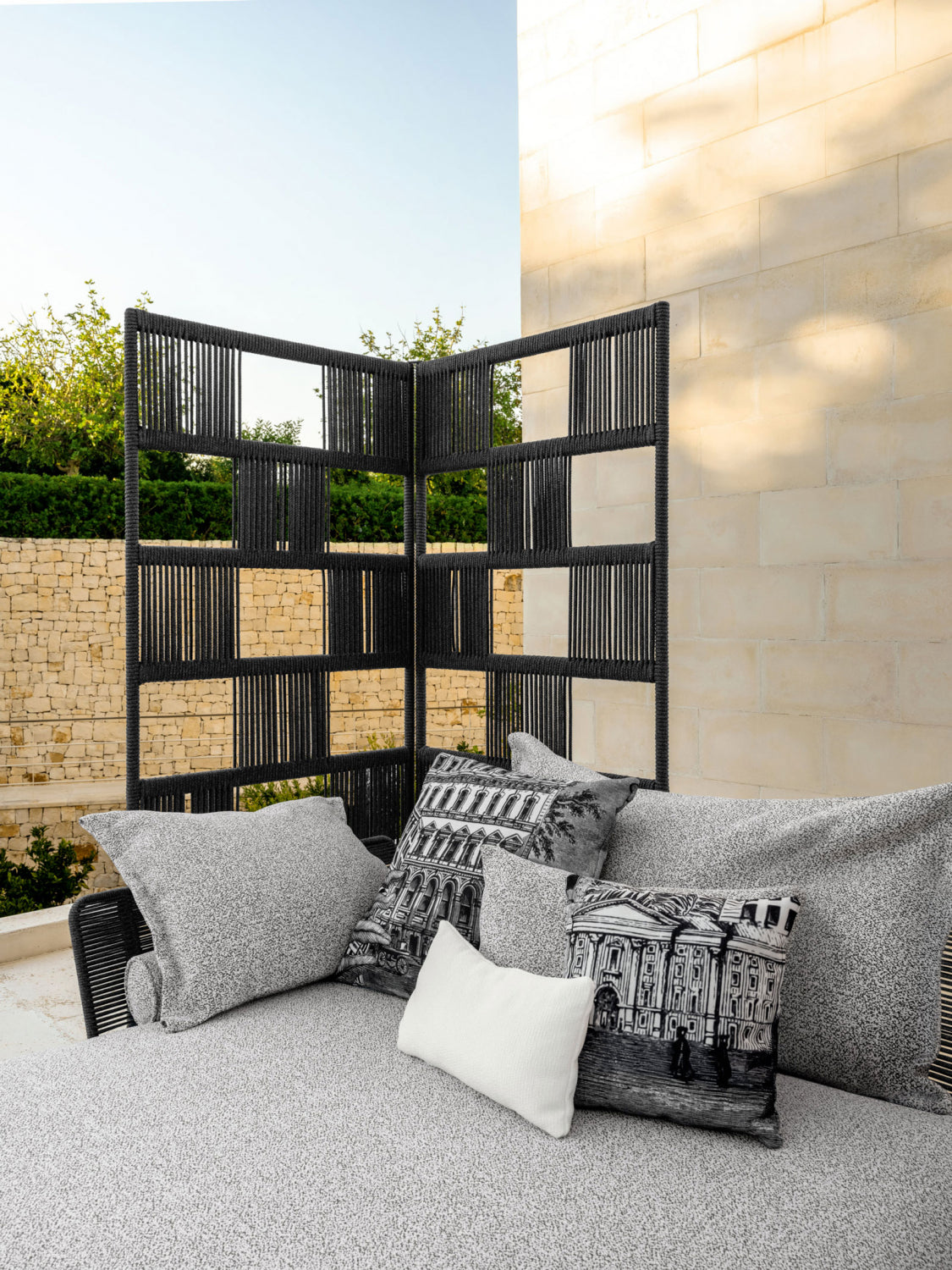Scacco Garden Partition | Luxury Talenti Outdoor Living