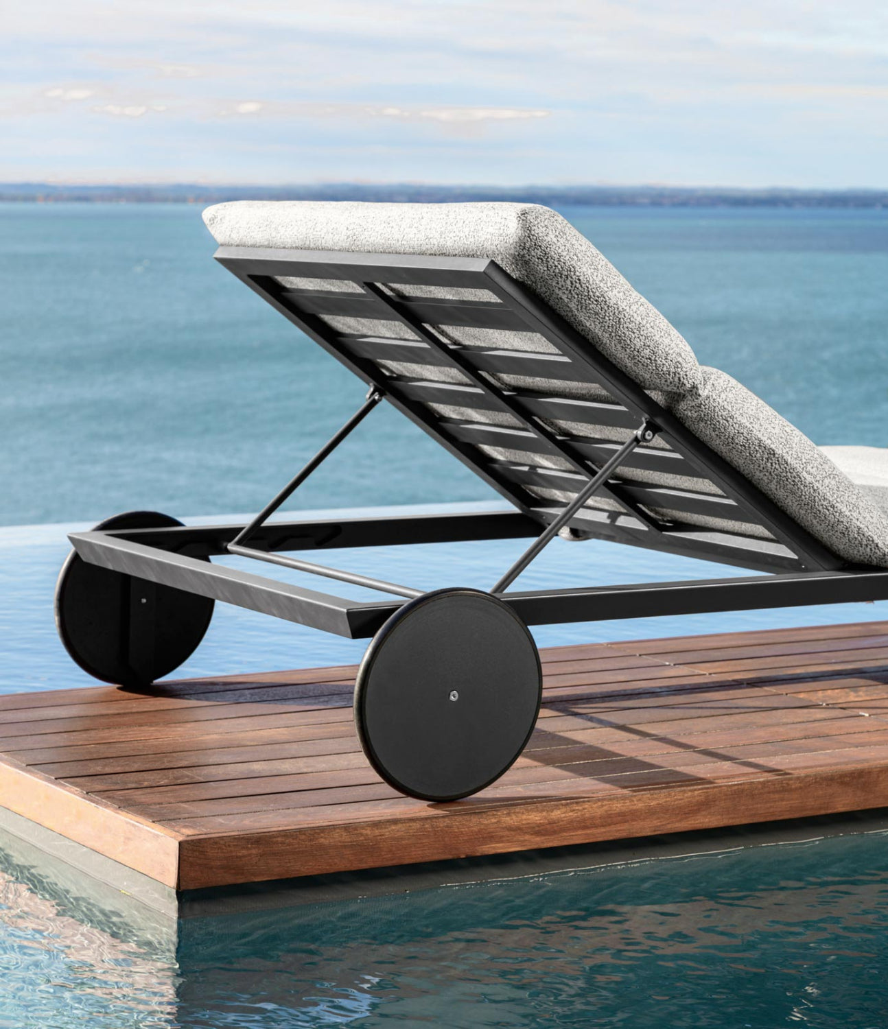 Cruise Alu Recliner Stackable Sunbed | Talenti Outdoor Living