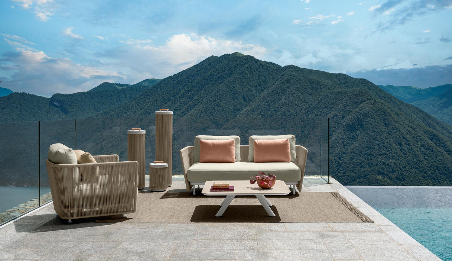 Coral Rechargeable Floor Lamp | Luxury Talenti Outdoor Living