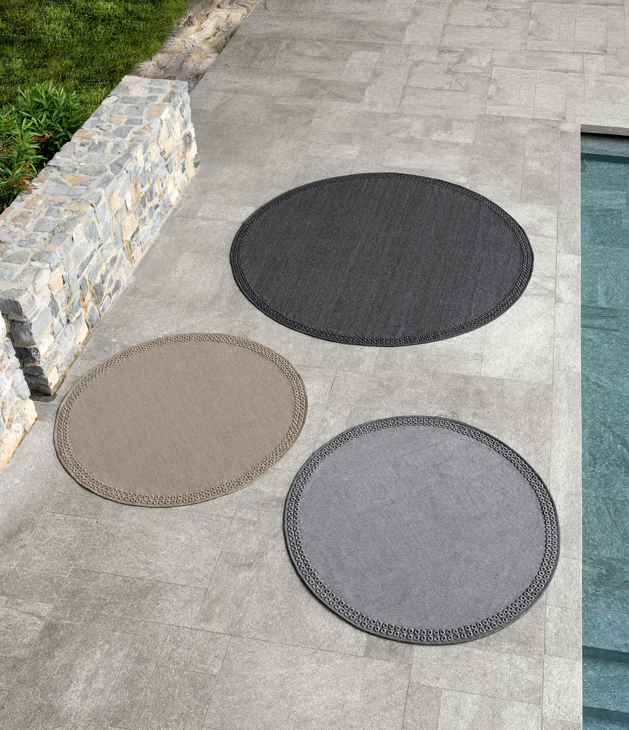Carpet Quadro Round Rug | Luxury Talenti Outdoor Living