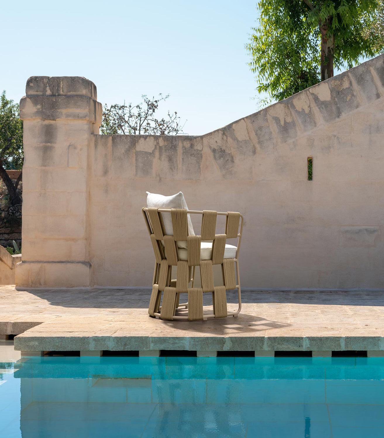 Scacco Dining Chair with Armrests | Luxury Talenti Outdoor Living