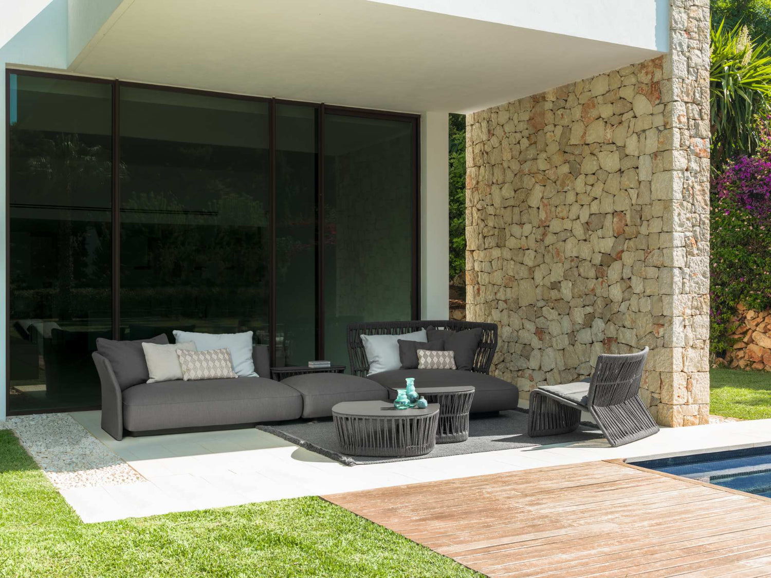 Cliff Coffee Table | Luxury Talenti Outdoor Living