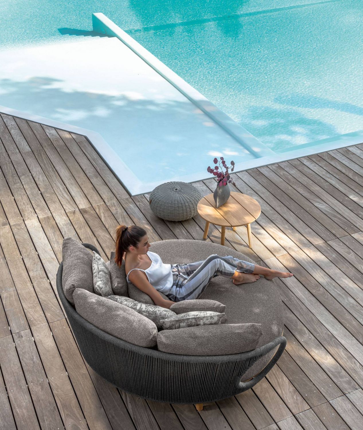 Karen Round Daybed | Talenti Outdoor Living