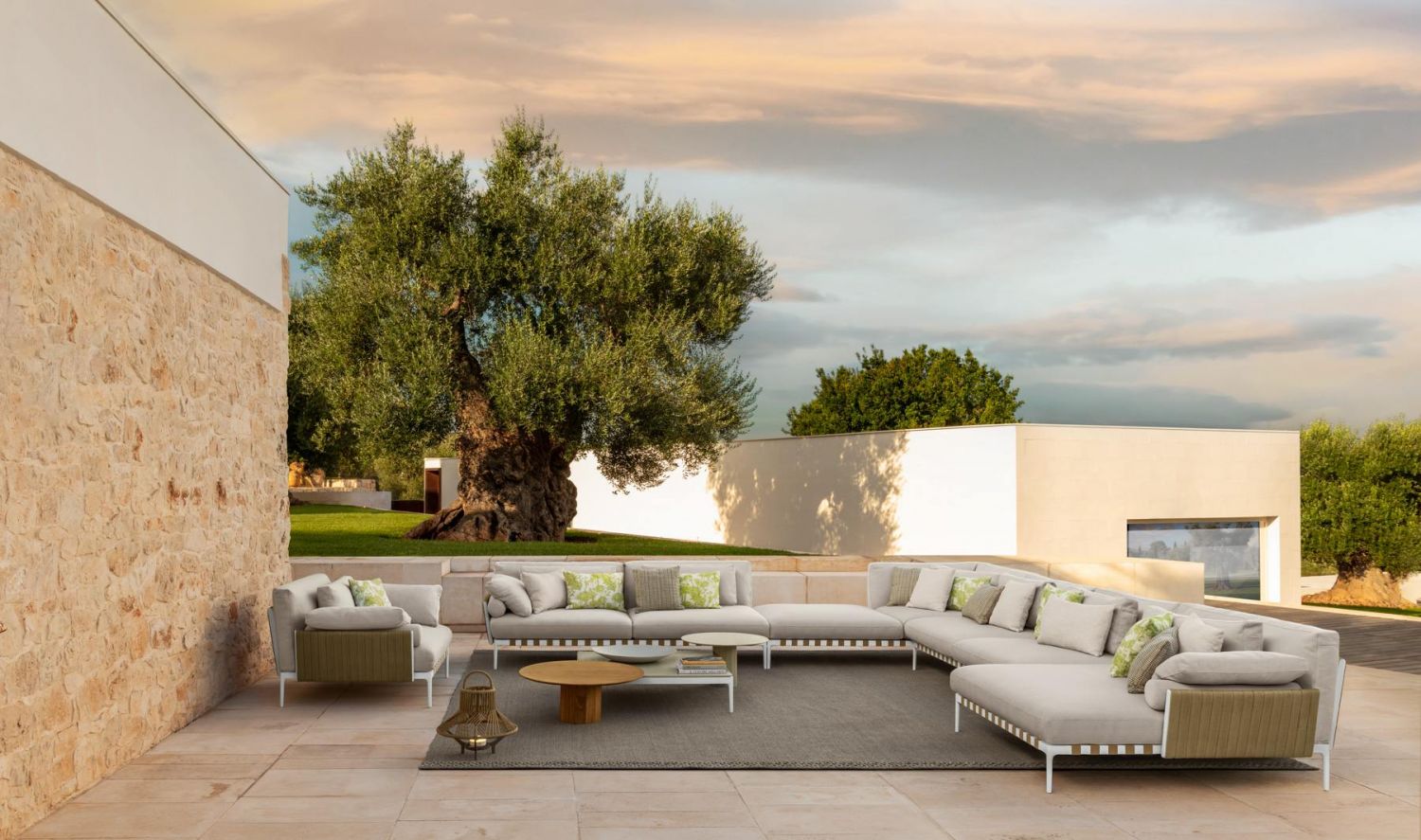 Salinas Pouf | Luxury Talenti Outdoor Living