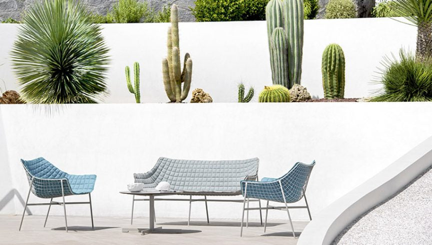 Summer Set Lounge Chair | Designed by Christophe Pillet | Varaschin