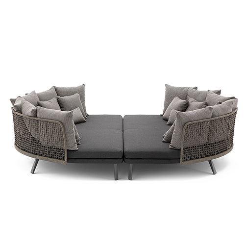 Emma Daybed Family Comfort | Designed by Monica Armani | Varaschin