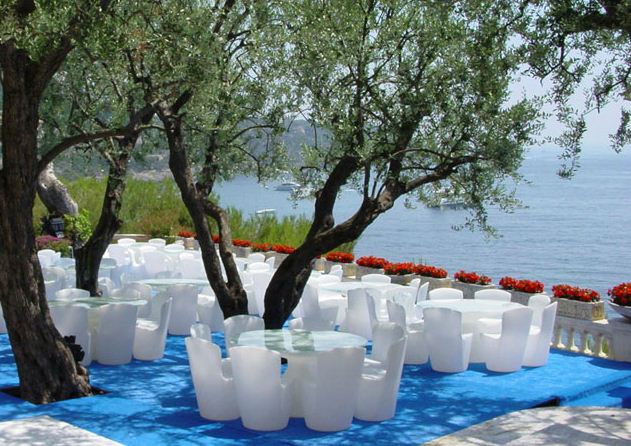 Zoe Dining Chair | Illuminated Furniture | Slide Design