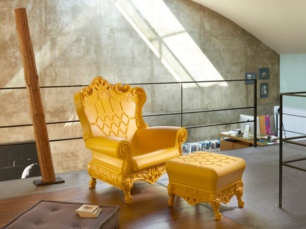 Little Prince of Love Pouf | Slide Design