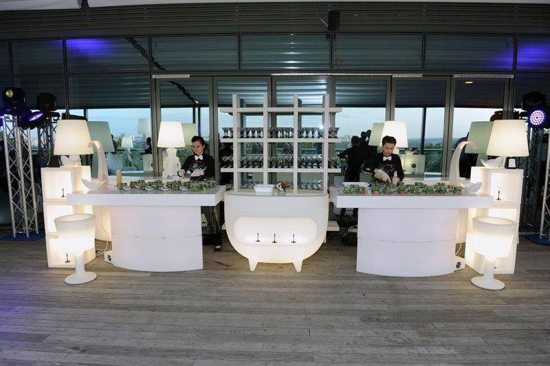 Splay Bar Counter | Designed by Karim Rashid | Slide Design