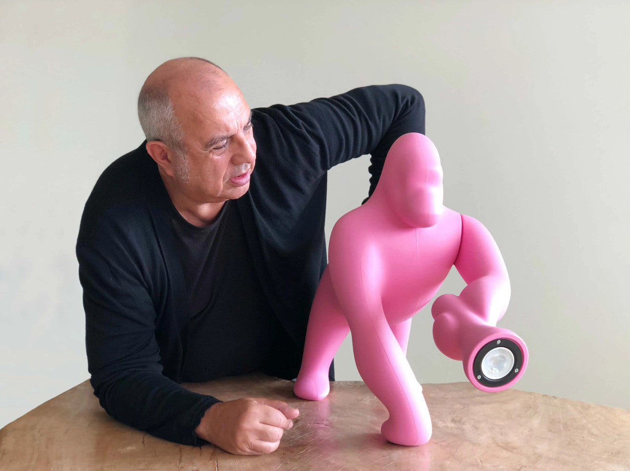 KONG Floor Lamp | Designed by Stefano Giovannoni | Qeeboo