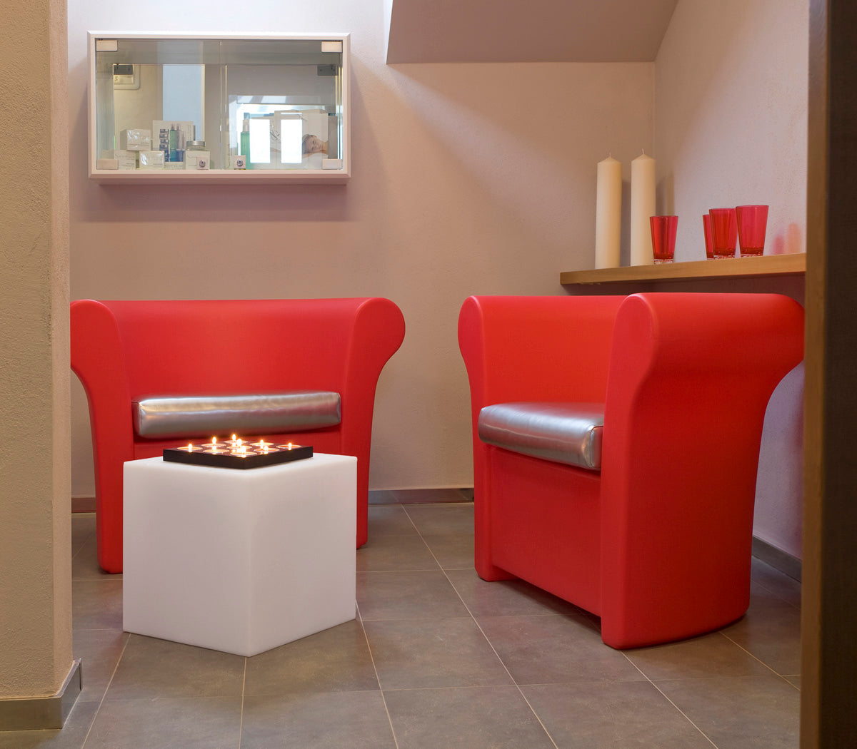 Kalla Armchair | Illuminated Furniture | Designed by Gianni Arnaudo | Slide Design