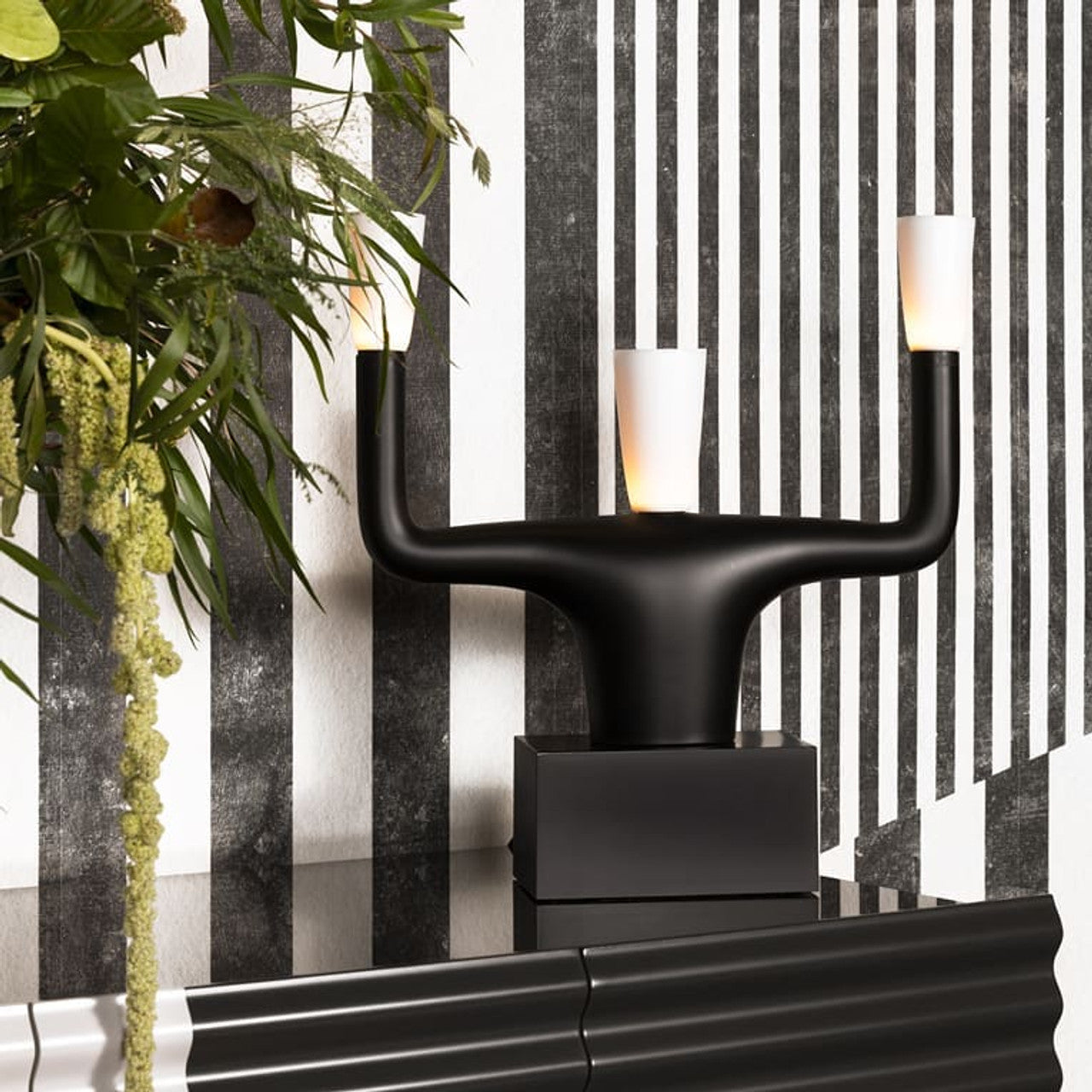 Guru Table Lamp | Designed by Andrea Branzi | Qeeboo