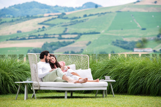 Emma Daybed Comfort High Back | Outdoor | Designed by Monica Armani | Varaschin