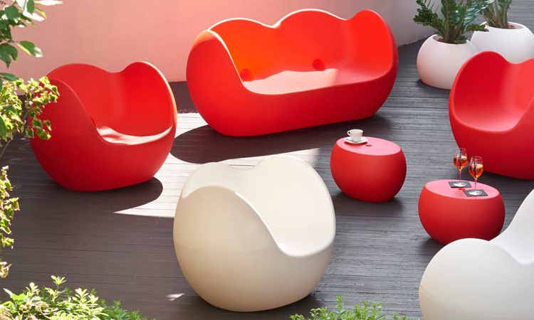 Blossy Rocking Sofa | Designed by Karim Rashid | Slide Design