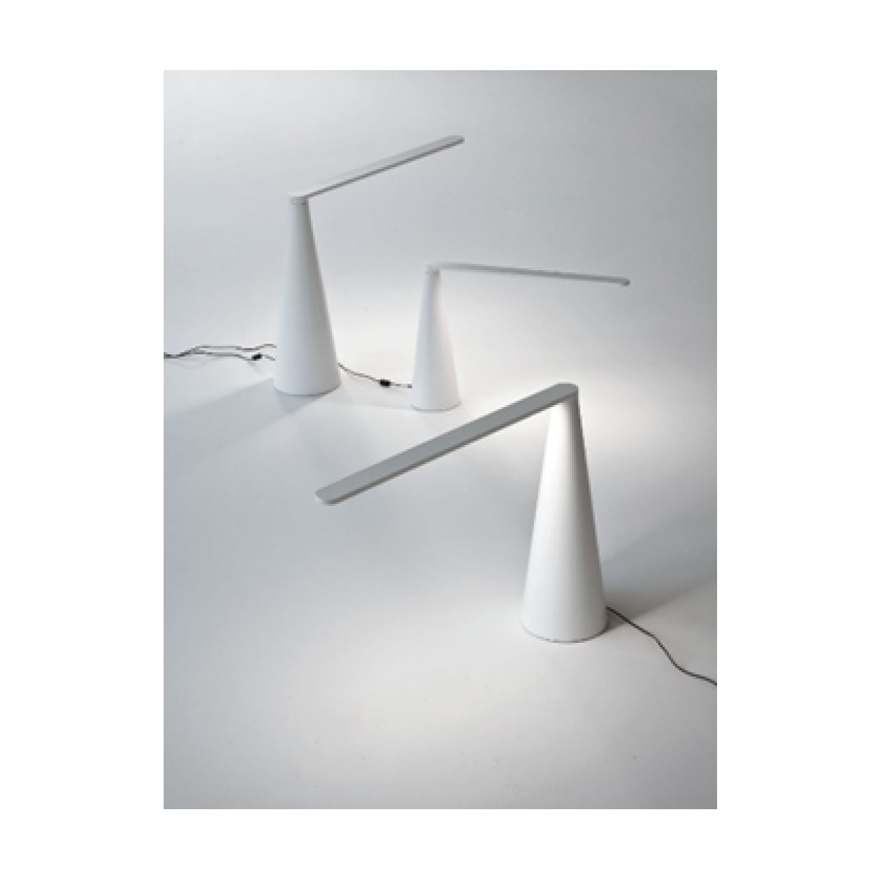 Elica Table Lamp | Iconic Lighting | Martinelli Luce