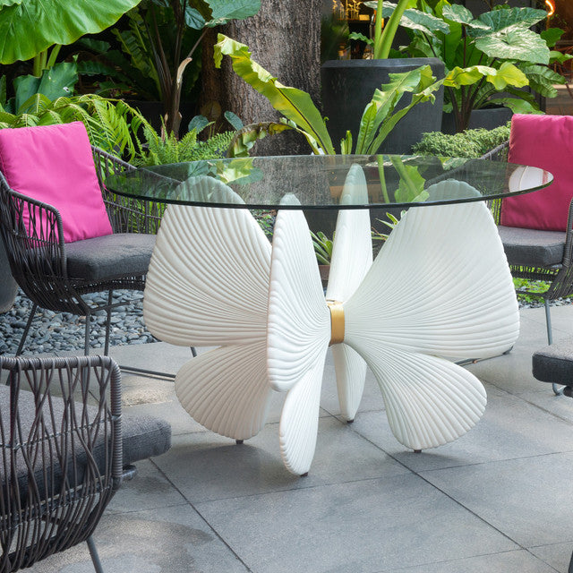 Ginkgo Round Dining Table | Kenneth Cobonpue