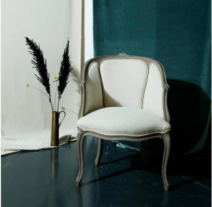 P 102 Armchair | Classic Contemporary Seating | Modonutti