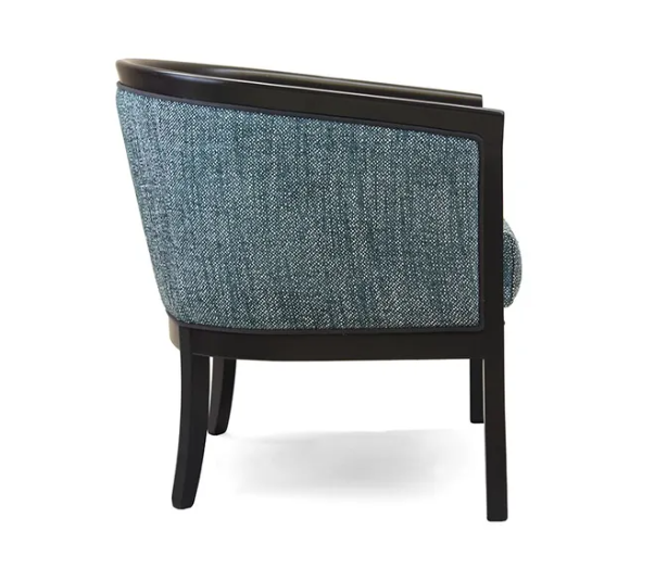 P 105 Angelica Armchair | Classic Contemporary Seating | Modonutti