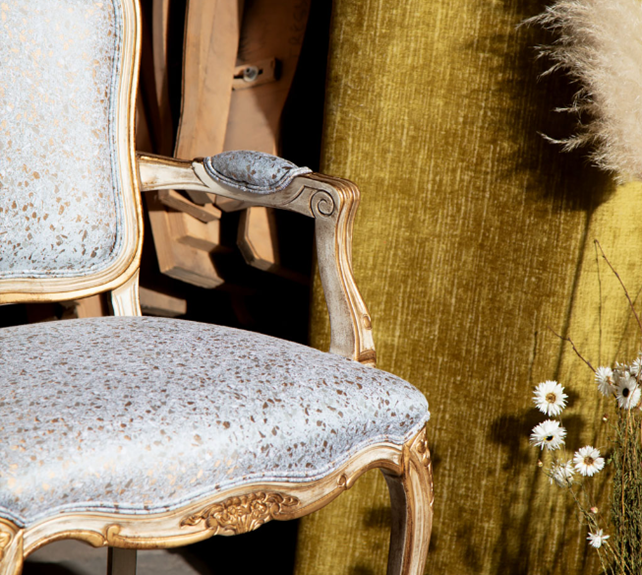 P 221 Desiree Dining Armchair | Classic Contemporary Seating | Modonutti