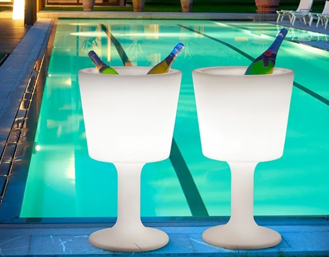 Light Drink Ice Bucket by Jorge Najera | Slide Design