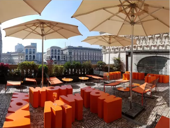 Wow Bench | Designed by Kazuko Okamoto | Slide Design