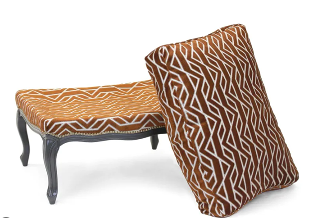 Pouf 209 Blanche | Classic Contemporary Seating | Modonutti