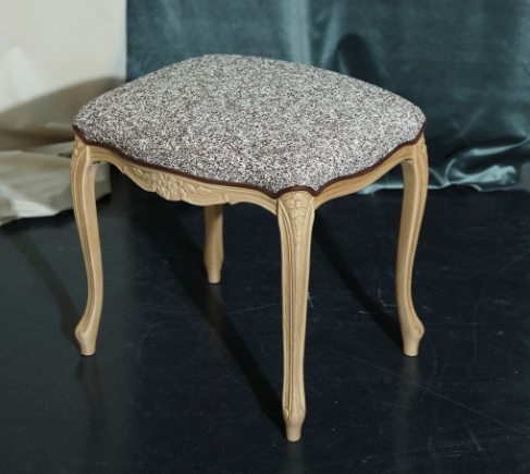 Pouf 700 Yvonne | Classic Contemporary Seating | Modonutti