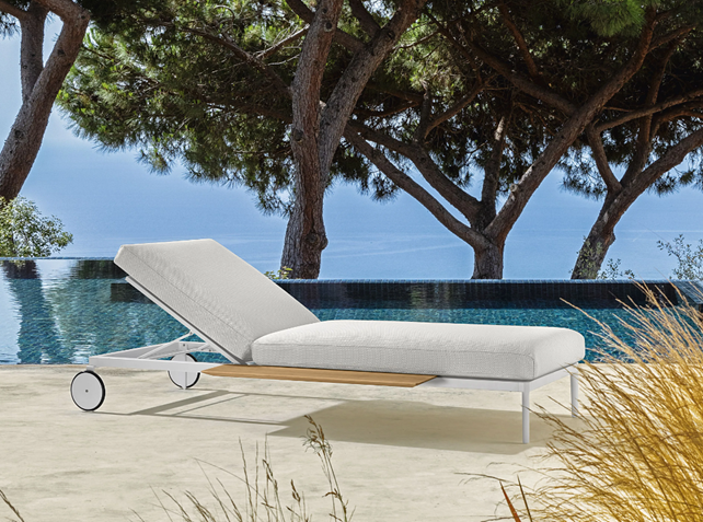 Leaf Sunbed | Set of 2 | Luxury Talenti Outdoor Living