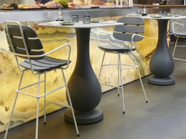 Ottocento UP High Table by Paola Navone | Slide Design