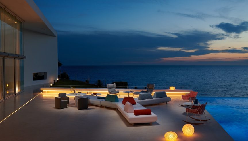 Bento Modular Sofa | Designed by Calvi Brambilla | Varaschin