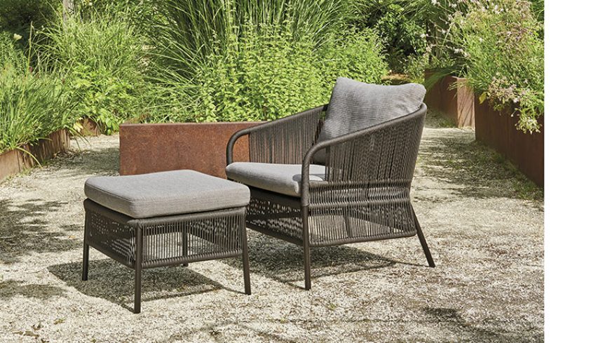 Cricket Lounge Armchair | Designed by Daniele Anki Gneib | Varaschin