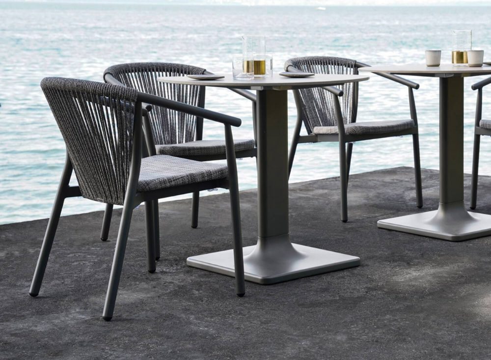 Smart Stackable Dining Chair with Armrests | Set of 2 | Varaschin