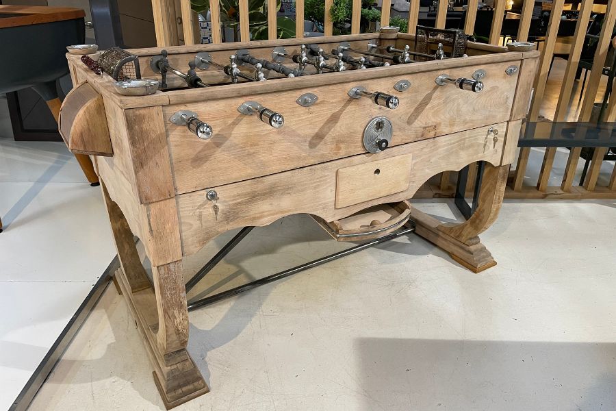 The Old Fashion Luxury Foosball Table | Babyfoot Toulet