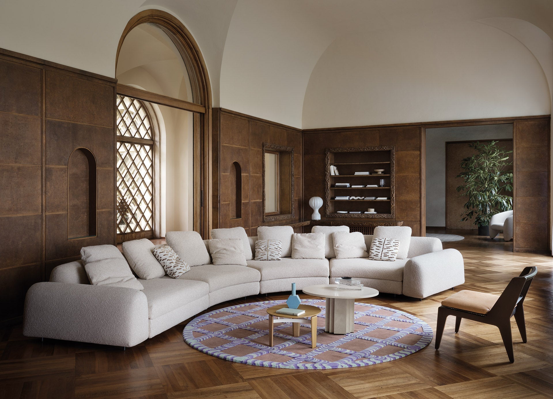 Edo Curved Modular Sofa | Designed by Claesson Koivisto Rune | Arflex