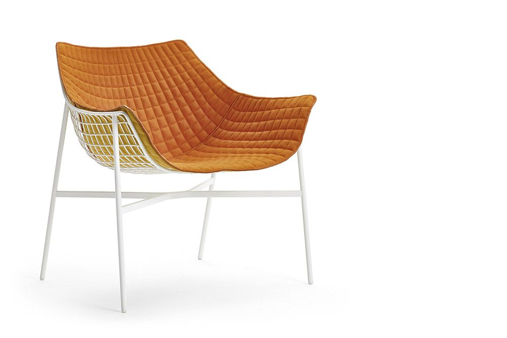 Summer Set Lounge Chair | Designed by Christophe Pillet | Varaschin