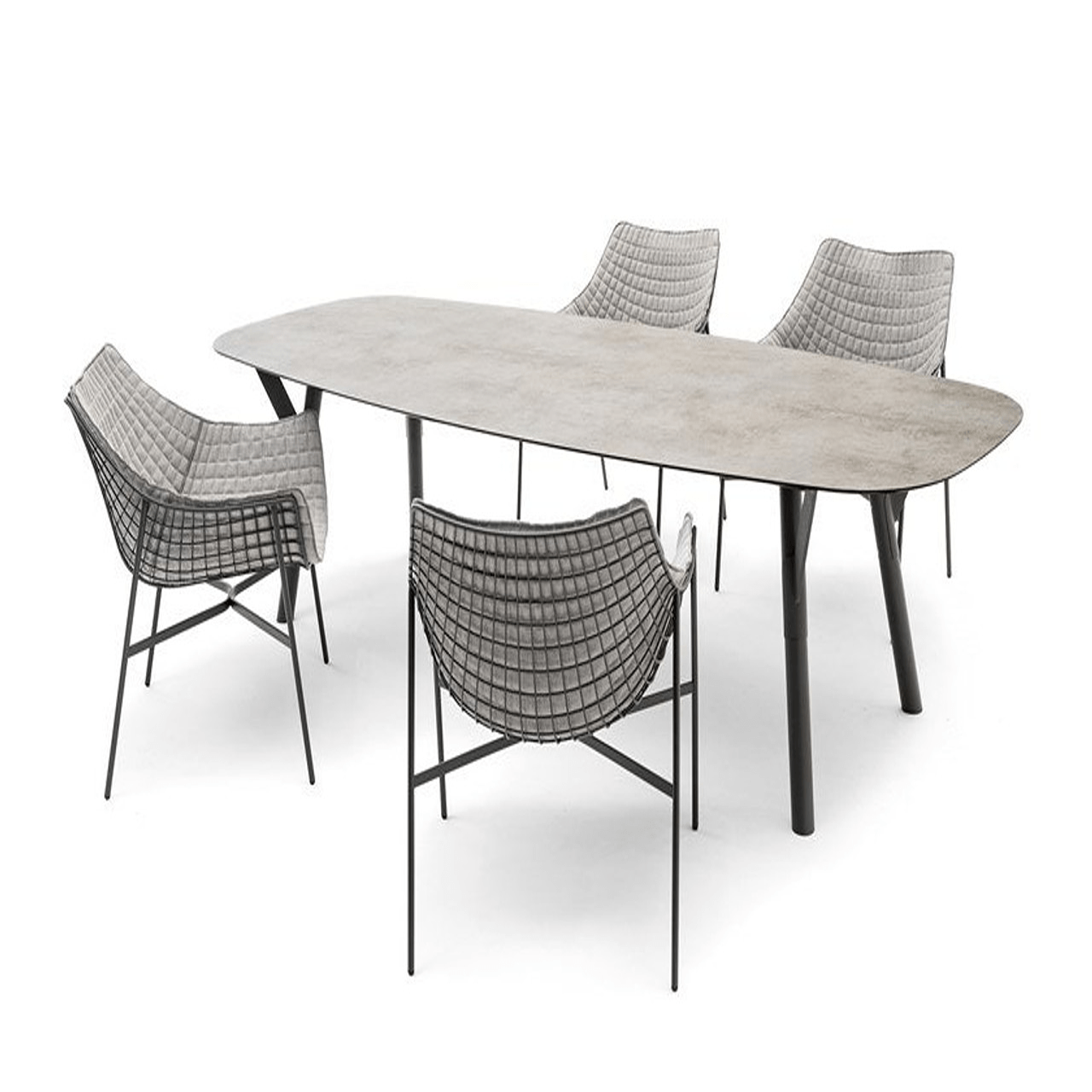 Ellisse Elliptical Dining Table | Designed by R&D | Varaschin