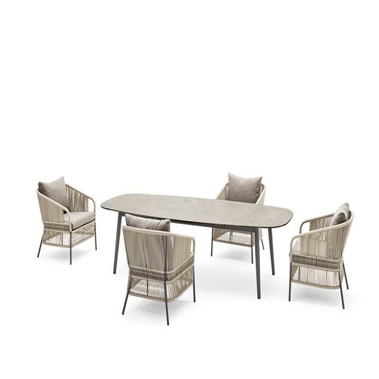 Ellisse Elliptical Dining Table | Designed by R&D | Varaschin