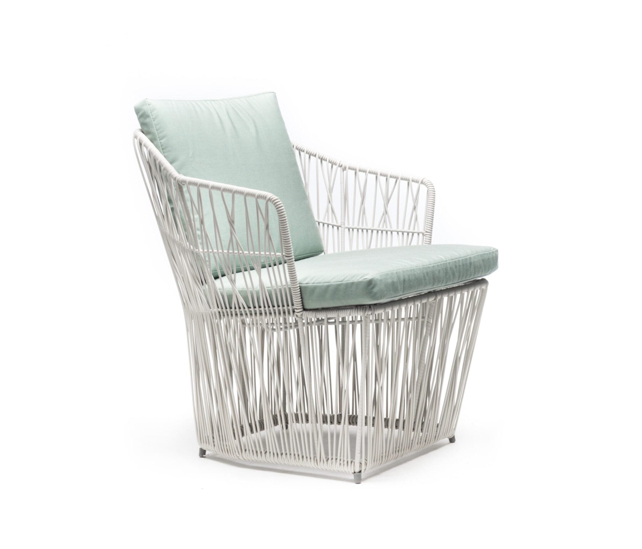 Calyx Easy Armchair Low Back | Outdoor | Designed by Kenneth Cobonpue Lab | Kenneth Cobonpue