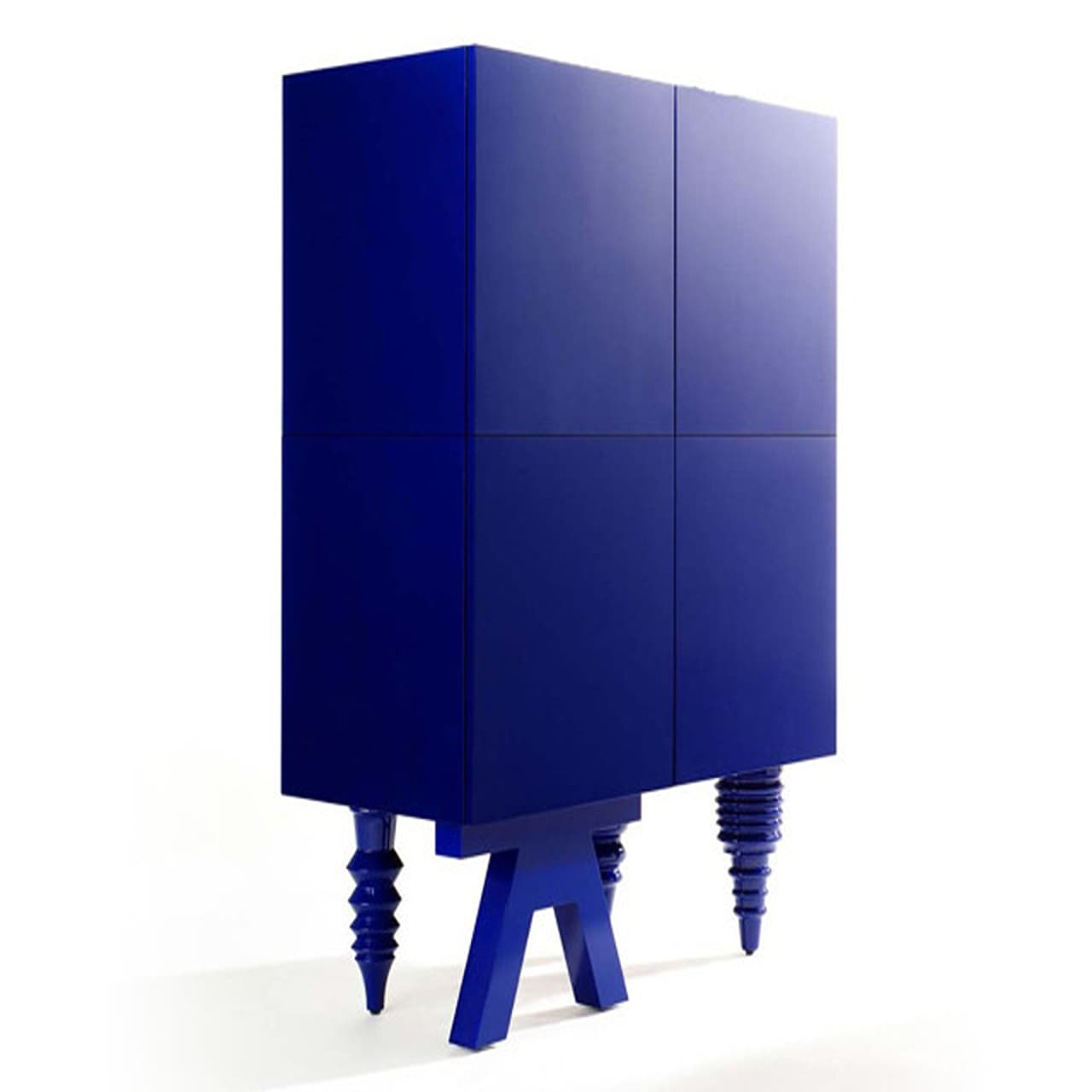 Multileg Showtime Cabinet | Designed by Jaime Hayon | BD Barcelona