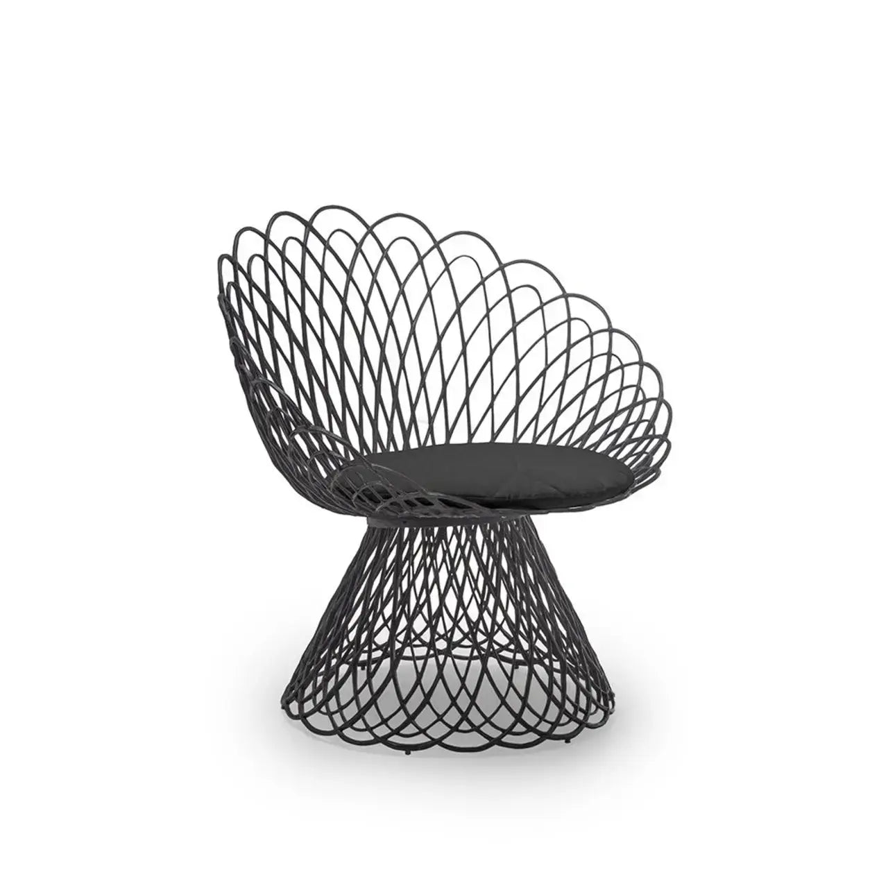 Spin Easychair | Spin Collection | Kenneth Cobonpue