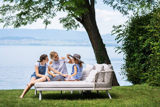 Emma Compact Comfort Daybed Low Backrest | Designed by Monica Armani | Varaschin