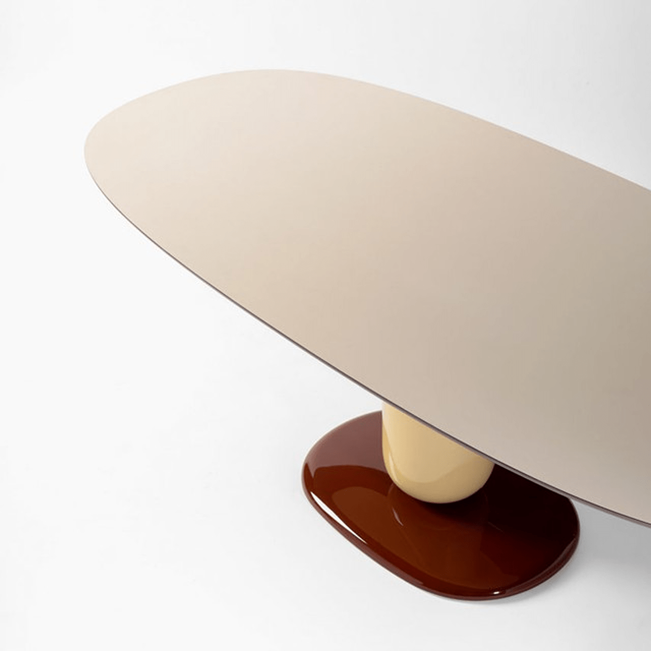 Explorer 5 Dining Table | Design Furniture | BD Barcelona
