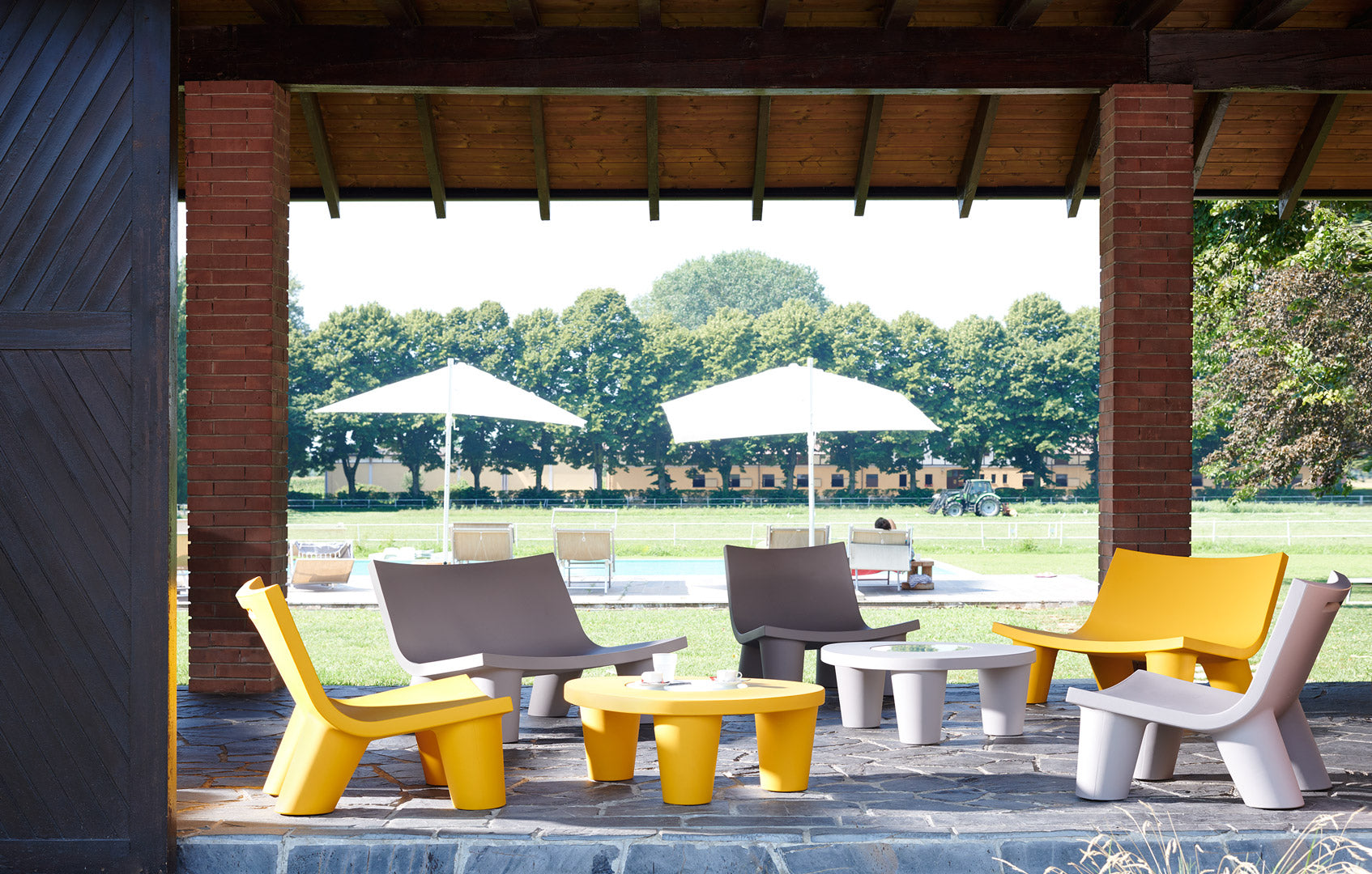 Low Lita Love Sofa | Designed by Paola Navone | Slide Design