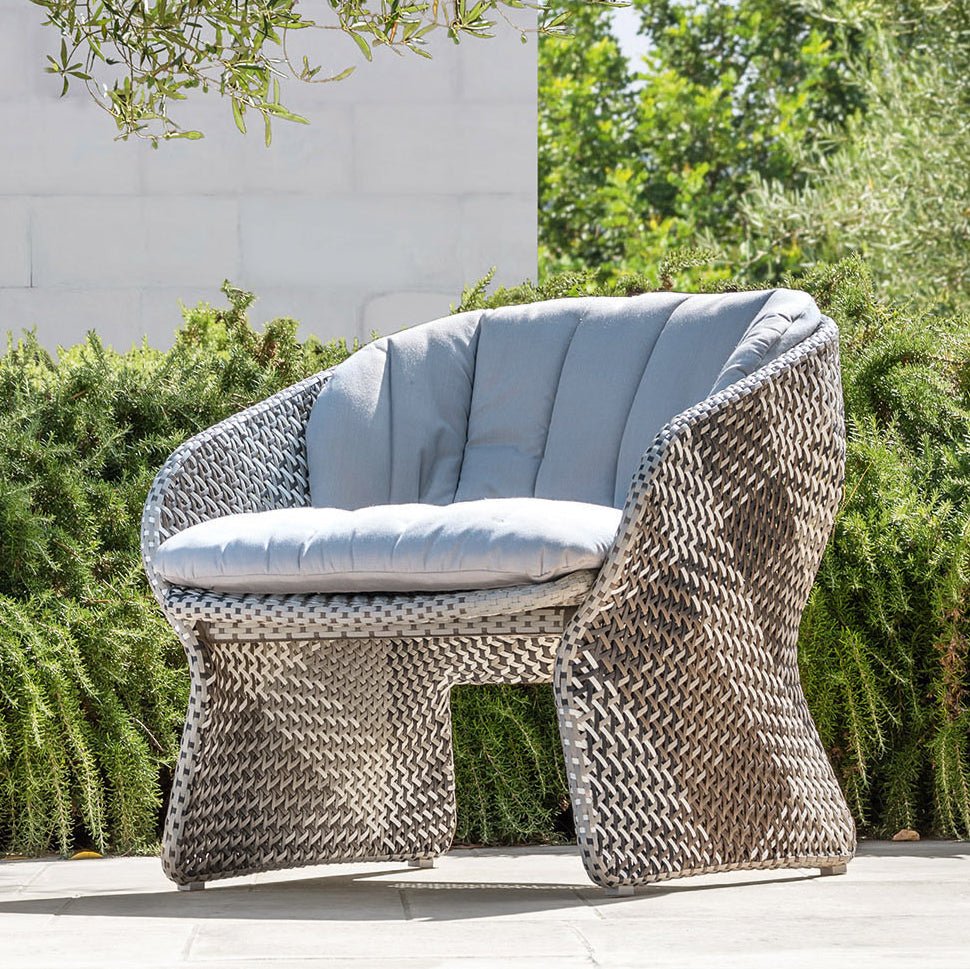 Maat Comfort Lounge Armchair | Designed by Philippe Bestenheider | Varaschin