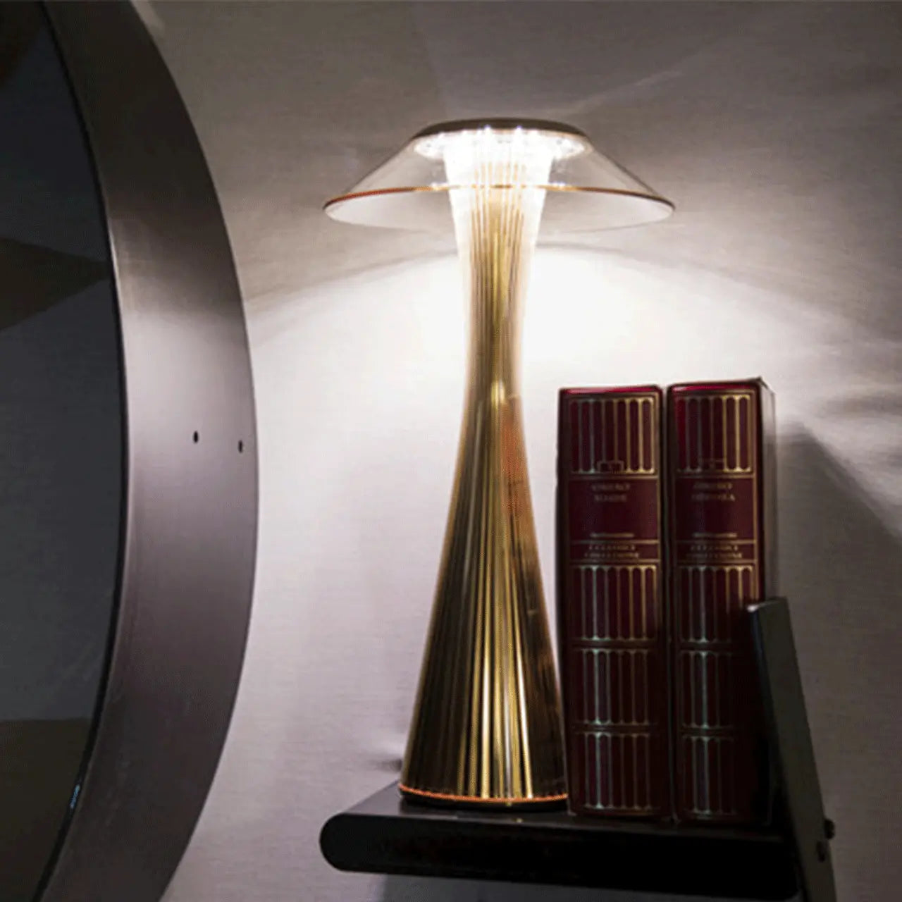 Space Rechargeable Table Lamp | Luxury Lighting | Kartell