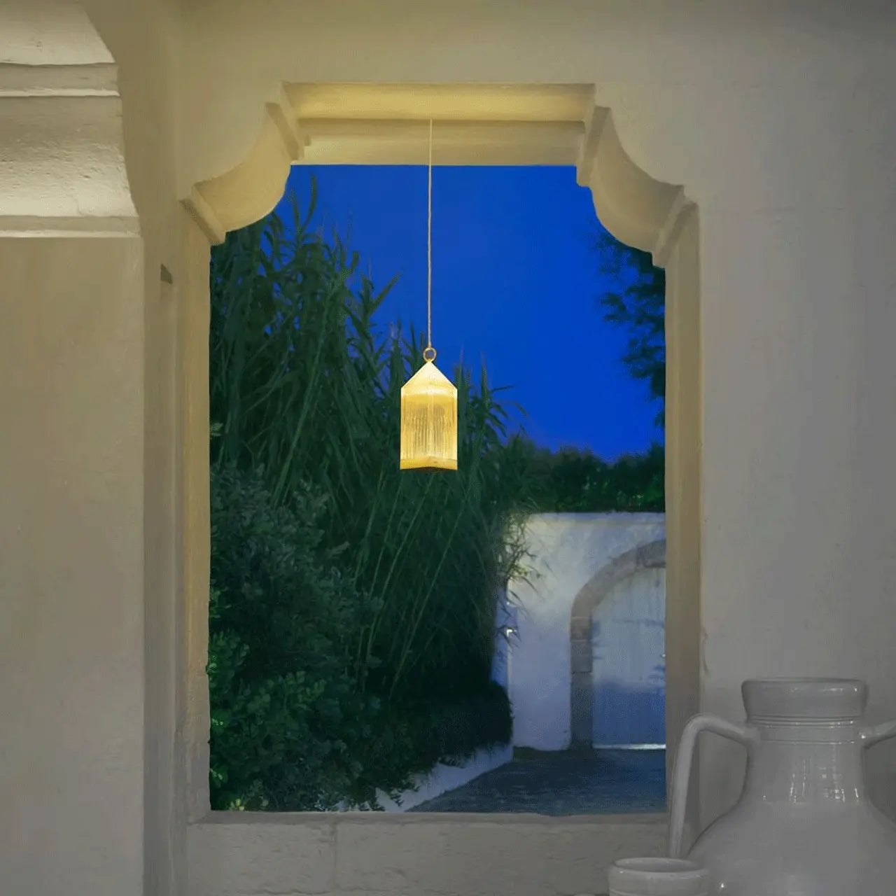 Lantern Portable Table Lamp Novembre Design | Kartell